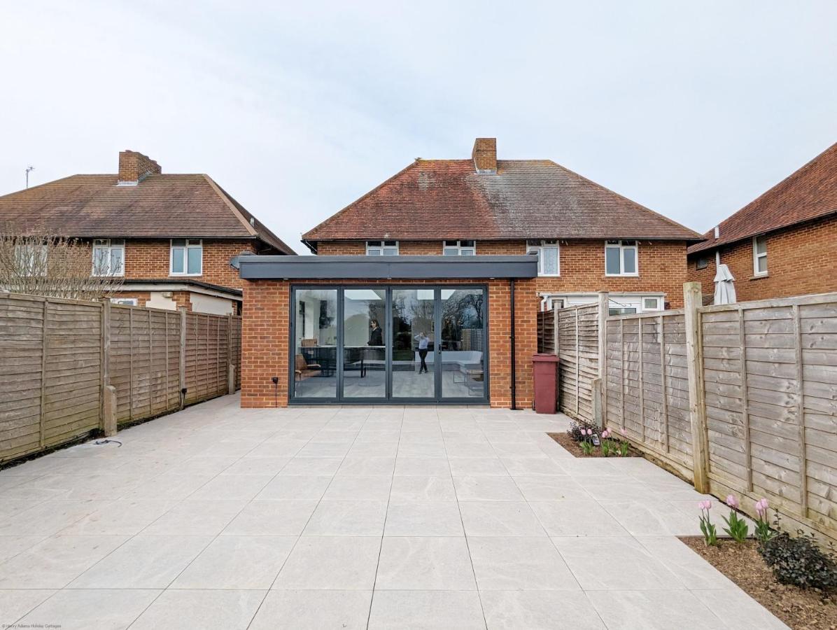 Malthouse Cottage เวสต์วิทเทอริง ภายนอก รูปภาพ