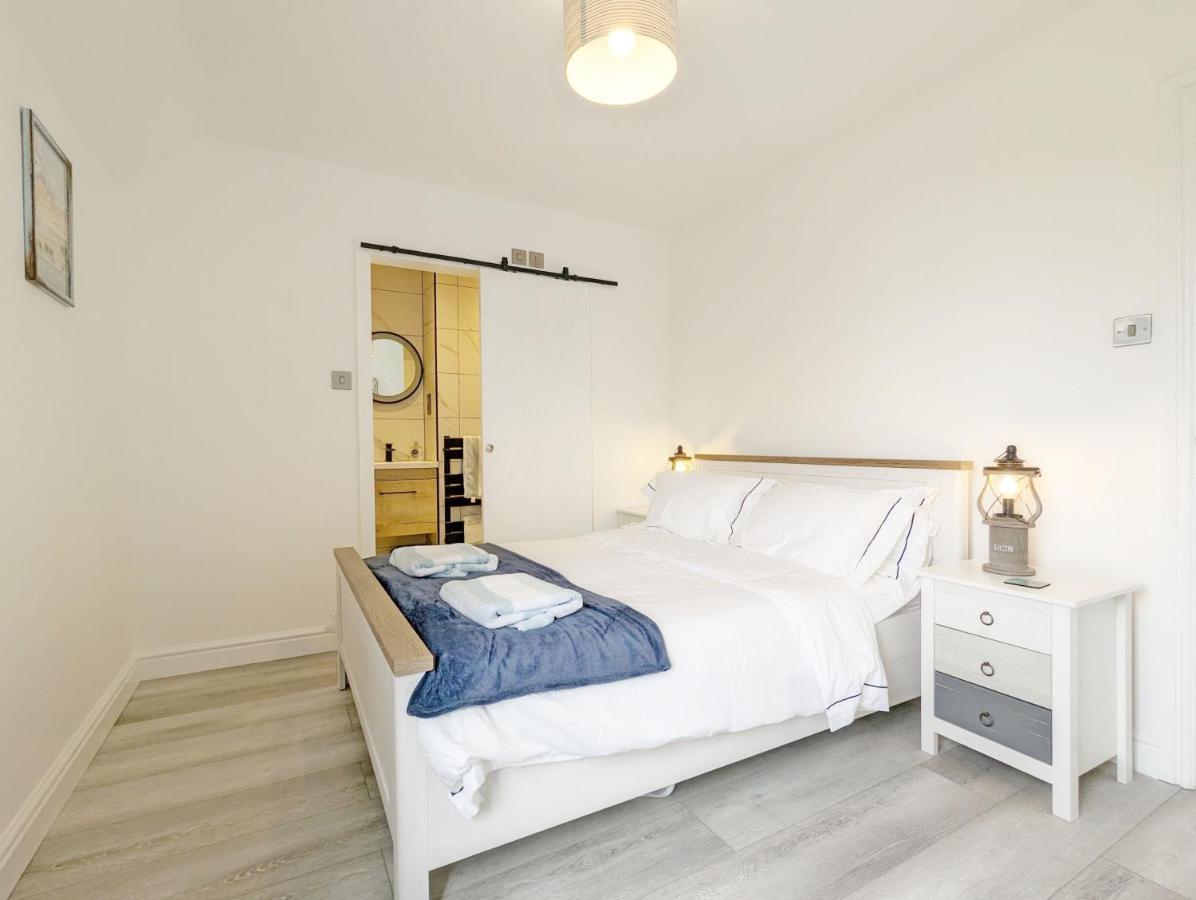 Malthouse Cottage เวสต์วิทเทอริง ภายนอก รูปภาพ