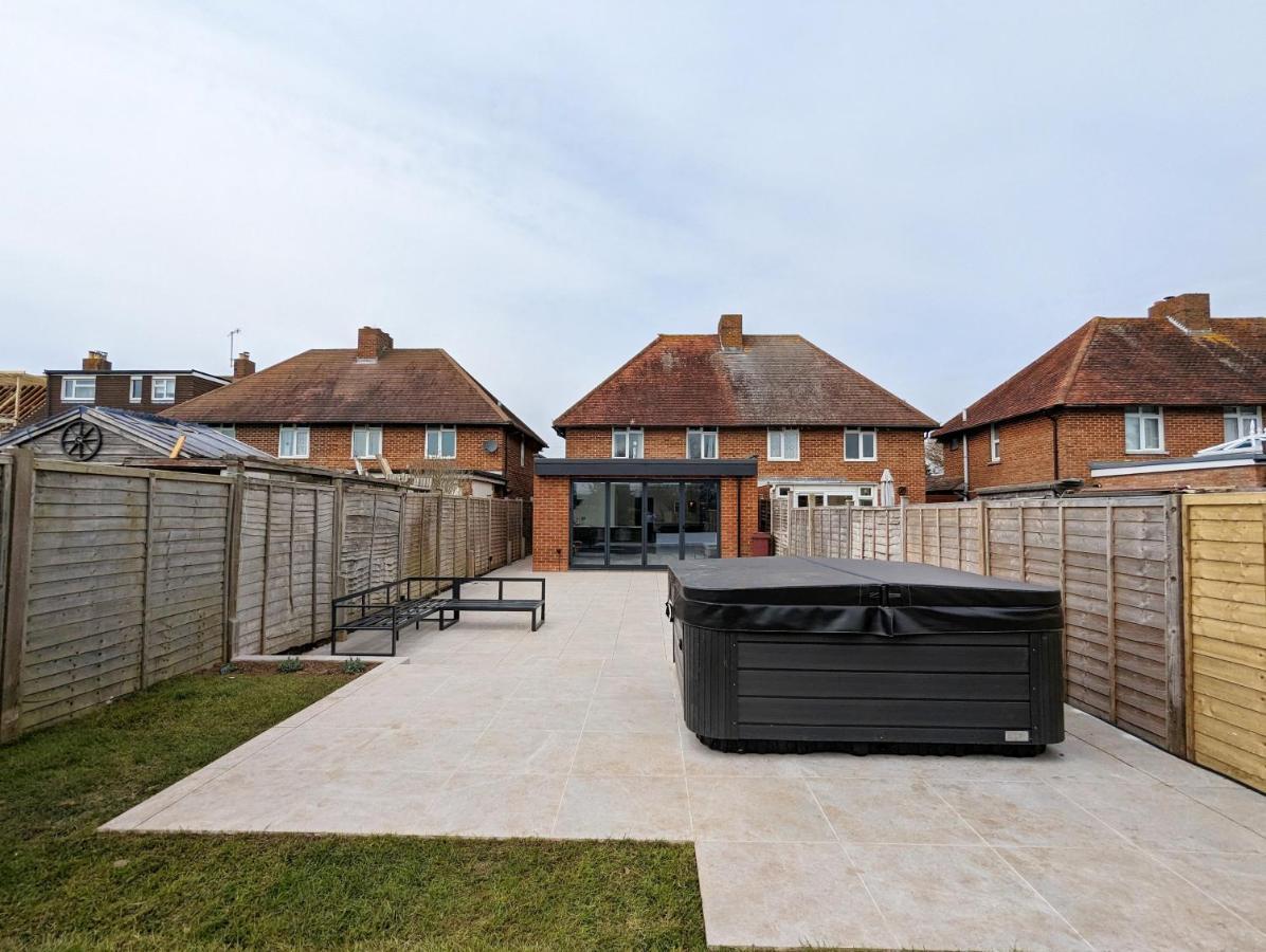 Malthouse Cottage เวสต์วิทเทอริง ภายนอก รูปภาพ